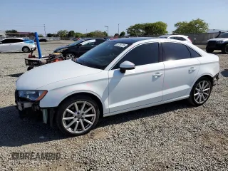 2015 Audi A3 Premium Plus z VIN WAUCCGFF5F1045816, wystawiony jako Copart lot #55792755 z przebiegiem 165 063 mil mil oraz Szkoda całkowita • Salvage title. Historia ofert i sprzedaży dostępna na DreamBid. Obrazek 1.