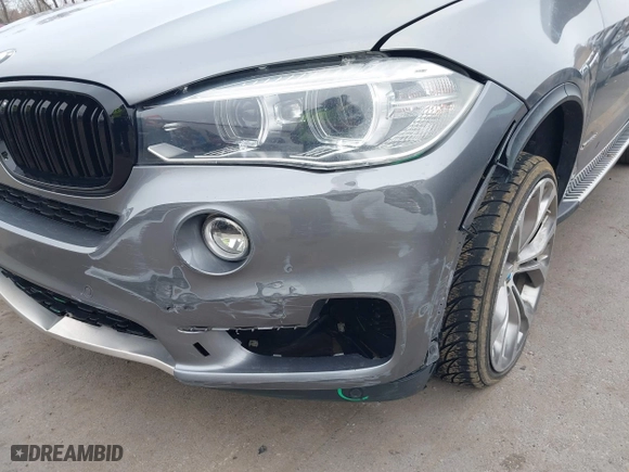 2015 BMW X5 xDrive35d with VIN 5UXKS4C54F0N11025, listed as a IAAI auction lot 41603996 with 138,540 mi miles. Bid and sale history available at carsss.com. Image 6.