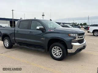 2019 Chevrolet Silverado 1500 LT with VIN 3GCUYDED2KG258404, listed as a Copart auction lot 54062065 with 134,667 mi miles and Clean Title. Bid and sale history available at carsss.com. Image 1.