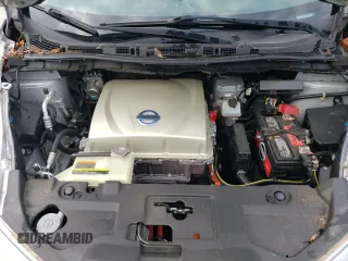 2015 Nissan LEAF SV with VIN 1N4AZ0CPXFC301438, listed as a Copart auction lot 67907973 with 91,132 mi miles. Bid and sale history available at carsss.com. Image 11.