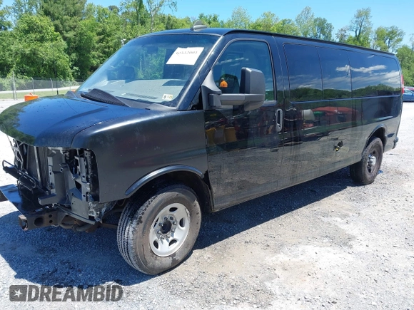 2018 Chevrolet Express Passenger LT with VIN 1GAZGPFG2J1320909, listed as a IAAI auction lot 42332001 with 89,732 mi miles and . Bid and sale history available at DreamBid. Image 2.