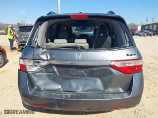 2012 Honda Odyssey EX-L with VIN 5FNRL5H64CB066240, listed as a IAAI auction lot 41792321 with 186,895 mi miles. Bid and sale history available at carsss.com. Image 6.