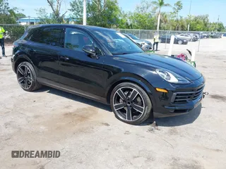 2023 Porsche Cayenne z VIN WP1AA2AYXPDA01076, wystawiony jako IAAI lot #42301868 z przebiegiem 23 249 mil mil oraz . Historia ofert i sprzedaży dostępna na DreamBid. Obrazek 1.