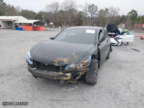 2015 Honda Accord Hybrid Touring with VIN 1HGCR6F72FA006350, listed as a IAAI auction lot 41551991 with 234,306 mi miles. Bid and sale history available at carsss.com. Image 18.