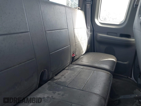 2001 Ford F-150 XL with VIN 1FTPX18L91NB97690, listed as a IAAI auction lot 41886760 with 1 mi miles. Bid and sale history available at carsss.com. Image 8.