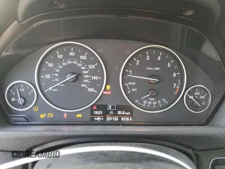2013 BMW 3 Series 320i with VIN WBA3B1C50DF078329, listed as a Copart auction lot 85543174 with 207,120 mi miles and Salvage Title. Bid and sale history available at carsss.com. Image 9.