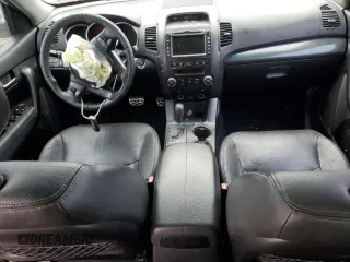 2011 Kia Sorento SX with VIN 5XYKW4A28BG164365, listed as a Copart auction lot 86365784 with 167,961 mi miles and Non Repairable. Bid and sale history available at carsss.com. Image 8.