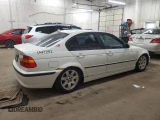 2005 BMW 3 Series 325i with VIN WBAET37475NJ86179, listed as a Copart auction lot 53524705 with 171,520 mi miles and Clean Title. Bid and sale history available at carsss.com. Image 3.