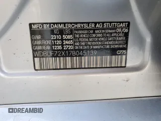 2007 Mercedes-Benz E 550 z VIN WDBUF72X17B045139, wystawiony jako Copart lot #55218075 z przebiegiem 148 304 mil mil oraz Szkoda całkowita • Salvage title. Historia ofert i sprzedaży dostępna na DreamBid. Obrazek 12.