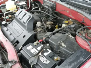 2004 Ford Escape XLS с VIN 1FMYU02184KA41902, выставлен на аукционе IAAI как лот 41868483 с пробегом 96 305 миль миль и . История ставок и продаж доступна на DreamBid. Изображение 19.