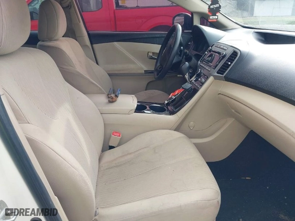 2011 Toyota Venza with VIN 4T3ZA3BB4BU054128, listed as a IAAI auction lot 41874899 with 230,500 mi miles. Bid and sale history available at carsss.com. Image 5.