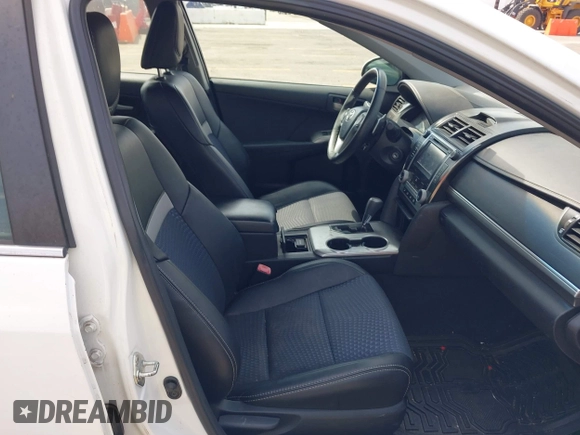 2012 Toyota Camry L with VIN 4T1BF1FK6CU156333, listed as a IAAI auction lot 42034574 with 92,126 mi miles. Bid and sale history available at carsss.com. Image 5.