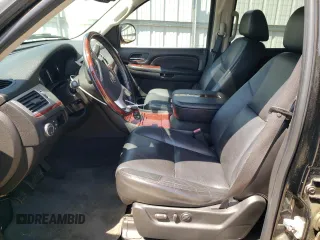 2007 Cadillac Escalade with VIN 1GYFK638X7R264917, listed as a Copart auction lot 53669295 with 165,804 mi miles and Salvage Title. Bid and sale history available at carsss.com. Image 7.