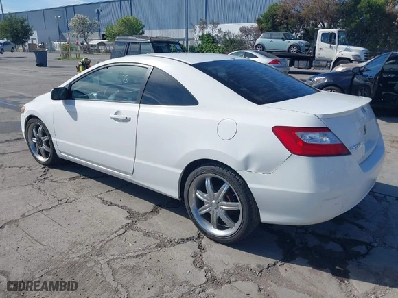 2007 Honda Civic Cpe LX with VIN 2HGFG12627H576368, listed as a IAAI auction lot 42015130 with 202,342 mi miles. Bid and sale history available at carsss.com. Image 3.