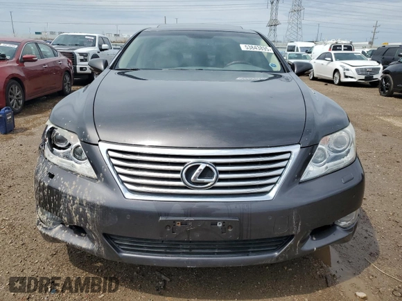 2010 Lexus LS 460 z VIN JTHCL5EF5A5005308, wystawiony jako Copart lot #53843895 z przebiegiem Nie podano mil oraz Szkoda całkowita • Salvage title. Historia ofert i sprzedaży dostępna na DreamBid. Obrazek 5.