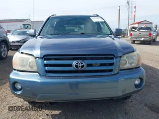 2006 Toyota Highlander w/3rd Row z VIN JTEEP21A460169785, wystawiony jako IAAI lot #42285811 z przebiegiem 254 648 mil mil oraz . Historia ofert i sprzedaży dostępna na DreamBid. Obrazek 12.