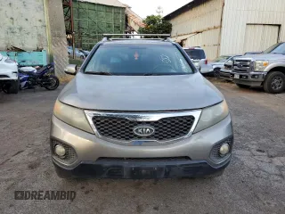 2011 Kia Sorento EX with VIN 5XYKU4A29BG022757, listed as a Copart auction lot 56563724 with 113,211 mi miles and Clean Title. Bid and sale history available at carsss.com. Image 5.