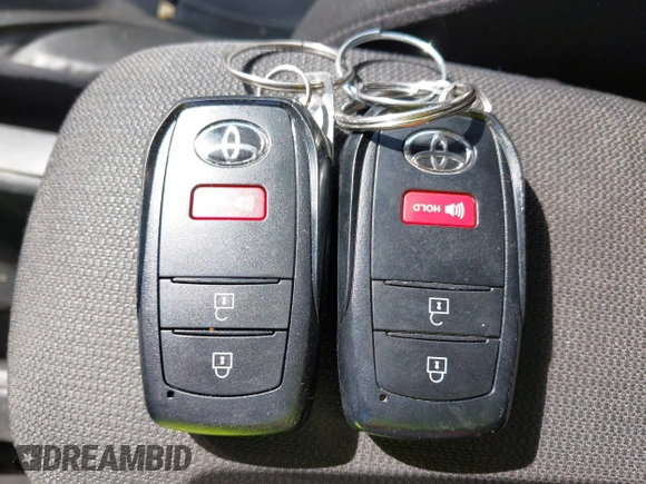 2023 Toyota Corolla Cross LE с VIN 7MUCAABG4PV063433, выставлен на аукционе IAAI как лот 42227150 с пробегом 40 387 миль миль и . История ставок и продаж доступна на DreamBid. Изображение 11.