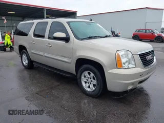 2007 GMC Yukon XL SLT with VIN 1GKFC160X7J315024, listed as a IAAI auction lot 41455065 with 222,474 mi miles. Bid and sale history available at carsss.com. Image 1.