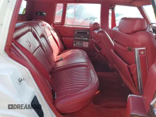 1990 Cadillac Brougham z VIN 1G6DW54Y6LR711203, wystawiony jako Copart lot #76484634 z przebiegiem 121 310 mil mil oraz Nie do naprawy. Historia ofert i sprzedaży dostępna na DreamBid. Obrazek 10.