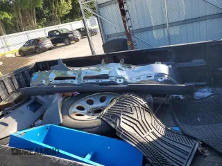 2005 Chevrolet Silverado 1500 Work Truck z VIN 1GCEC14X45Z212803, wystawiony jako Copart lot #61360135 z przebiegiem Nie podano mil oraz Czysty tytuł • Clean title. Historia ofert i sprzedaży dostępna na DreamBid. Obrazek 12.