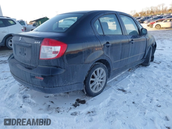 2008 Suzuki SX4 Touring Pkg 2 with VIN JS2YC417785100372, listed as a IAAI auction lot 41411720 with 179,468 mi miles. Bid and sale history available at carsss.com. Image 4.