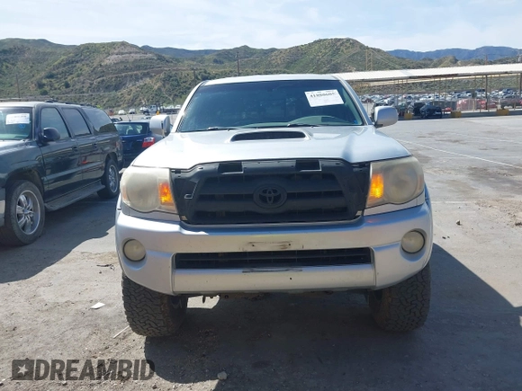 2007 Toyota Tacoma PreRunner with VIN 5TEJU62N97Z426008, listed as a IAAI auction lot 41880605 with 270,770 mi miles and . Bid and sale history available at DreamBid. Image 12.