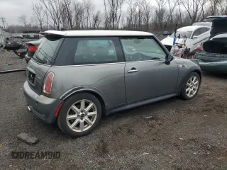 2005 MINI Hardtop S с VIN WMWRE33465TD90908, выставлен на аукционе Copart как лот 50671585 с пробегом Не указан миль и Списание • Salvage title. История ставок и продаж доступна на DreamBid. Изображение 3.