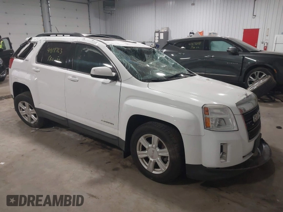 2015 GMC Terrain SLT z VIN 2GKFLXEK0F6195381, wystawiony jako IAAI lot #41818763 z przebiegiem 70 688 mil mil oraz . Historia ofert i sprzedaży dostępna na DreamBid. Obrazek 1.