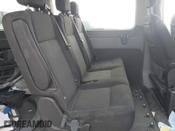 2017 Ford Transit XL z VIN 1FBZX2YM1HKA98823, wystawiony jako IAAI lot #42066291 z przebiegiem 100 011 mil mil oraz . Historia ofert i sprzedaży dostępna na DreamBid. Obrazek 8.
