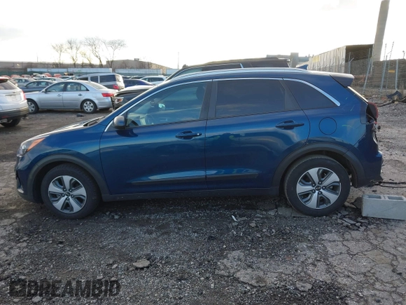 2020 Kia Niro LX with VIN KNDCB3LC9L5360907, listed as a IAAI auction lot 41229033 with 153,833 mi miles. Bid and sale history available at carsss.com. Image 13.