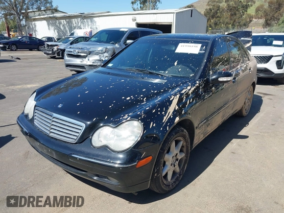 2001 Mercedes-Benz C 320 with VIN WDBRF64J81F020036, listed as a IAAI auction lot 41998198 with 111,407 mi miles and . Bid and sale history available at DreamBid. Image 2.