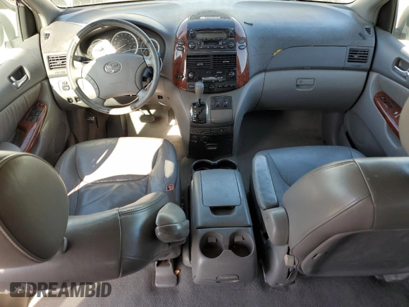 2004 Toyota Sienna XLE with VIN 5TDZA22C24S065751, listed as a Copart auction lot 52914895 with 170,551 mi miles and Salvage Title. Bid and sale history available at carsss.com. Image 8.