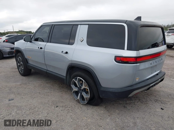 2024 Rivian R1S Adventure with VIN 7PDSGABA9RN043583, listed as a IAAI auction lot 41617148 with Not Provided miles. Bid and sale history available at carsss.com. Image 3.