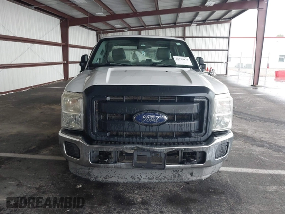 2013 Ford F-250 XL with VIN 1FT7X2BT8DEA72909, listed as a IAAI auction lot 40424932 with 392,409 mi miles and . Bid and sale history available at DreamBid. Image 12.