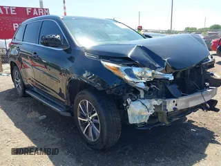 2017 Toyota Highlander XLE with VIN 5TDJZRFH2HS436840, listed as a IAAI auction lot 39616337 with 113,782 mi miles and . Bid and sale history available at DreamBid. Image 1.