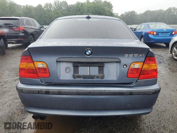 2005 BMW 3 Series 325xi with VIN WBAEU33455PF63005, listed as a Copart auction lot 60960985 with 188,733 mi miles and Salvage title. Bid and sale history available at DreamBid. Image 6.