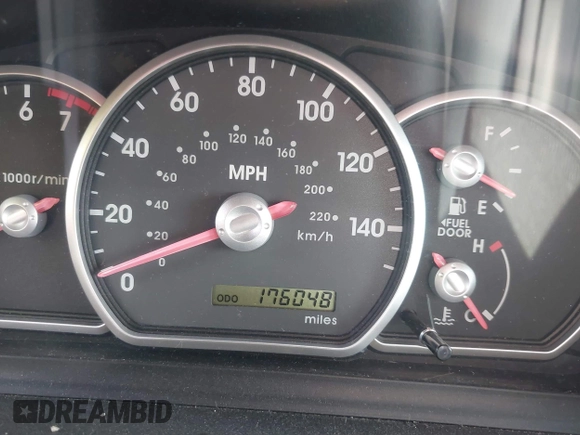 2004 Mitsubishi Galant ES z VIN 4A3AB36F94E138251, wystawiony jako IAAI lot #42064400 z przebiegiem 176 048 mil mil oraz . Historia ofert i sprzedaży dostępna na DreamBid. Obrazek 7.