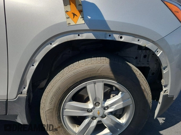 2020 Chevrolet Trax LT с VIN KL7CJPSB1LB010835, выставлен на аукционе IAAI как лот 42832682 с пробегом 51 060 миль миль и . История ставок и продаж доступна на DreamBid. Изображение 21.