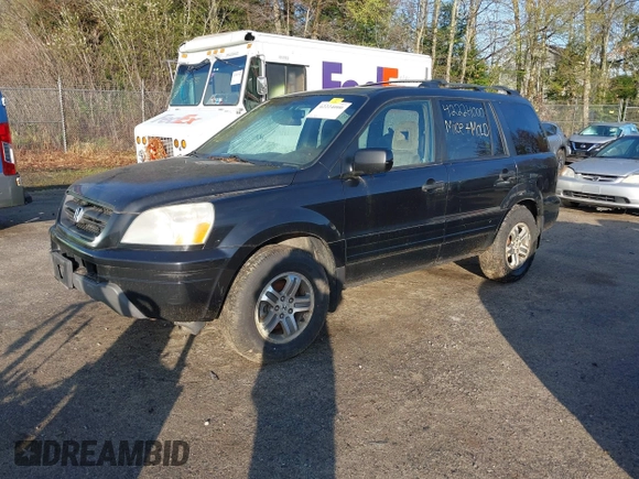 2004 Honda Pilot EX with VIN 5FNYF18484B001905, listed as a IAAI auction lot 42224000 with 254,787 mi miles and . Bid and sale history available at carsss.com. Image 2.