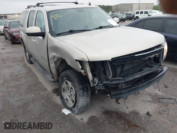 2010 Chevrolet Suburban LT z VIN 1GNUKJE32AR274468, wystawiony jako IAAI lot #42097027 z przebiegiem 257 180 mil mil oraz . Historia ofert i sprzedaży dostępna na DreamBid. Obrazek 1.