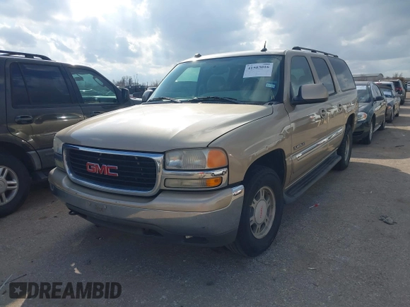 2005 GMC Yukon XL SLT with VIN 1GKEC16Z55J212696, listed as a IAAI auction lot 41503016 with 267,101 mi miles. Bid and sale history available at carsss.com. Image 2.