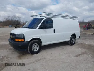 2018 Chevrolet Express Cargo Van with VIN 1GCWGAFP6J1336229, listed as a IAAI auction lot 42022722 with 99,005 mi miles. Bid and sale history available at carsss.com. Image 17.