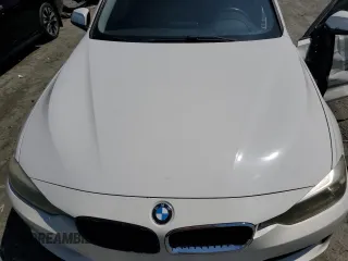 2014 BMW 3 Series 328i z VIN WBA3A5C58EF605710, wystawiony jako Copart lot #60112705 z przebiegiem Nie podano mil oraz Szkoda całkowita • Salvage title. Historia ofert i sprzedaży dostępna na DreamBid. Obrazek 11.