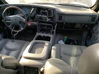 2004 GMC Yukon SLT with VIN 1GKEC13T74R201960, listed as a Copart auction lot 76591114 with 158,498 mi miles and Salvage Title. Bid and sale history available at carsss.com. Image 8.