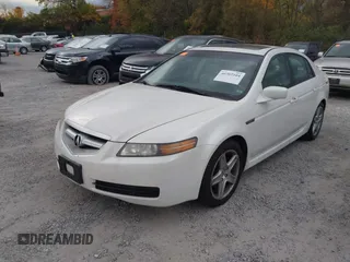 2004 Acura TL z VIN 19UUA66284A006883, wystawiony jako IAAI lot #40707104 z przebiegiem 198 450 mil mil oraz . Historia ofert i sprzedaży dostępna na DreamBid. Obrazek 2.