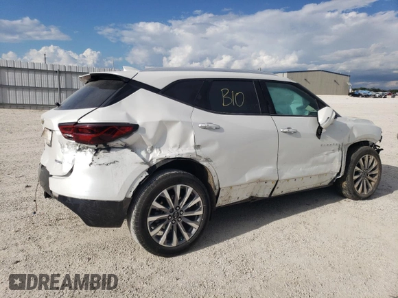 2024 Chevrolet Blazer Premier z VIN 3GNKBFR43RS180910, wystawiony jako Copart lot #72162554 z przebiegiem Nie podano mil oraz Szkoda całkowita • Salvage title. Historia ofert i sprzedaży dostępna na DreamBid. Obrazek 3.