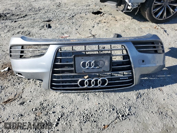 2013 Audi A8 3.0L with VIN WAUAGAFD6DN012546, listed as a Copart auction lot 82210024 with 121,004 mi miles and Clean title. Bid and sale history available at DreamBid. Image 12.