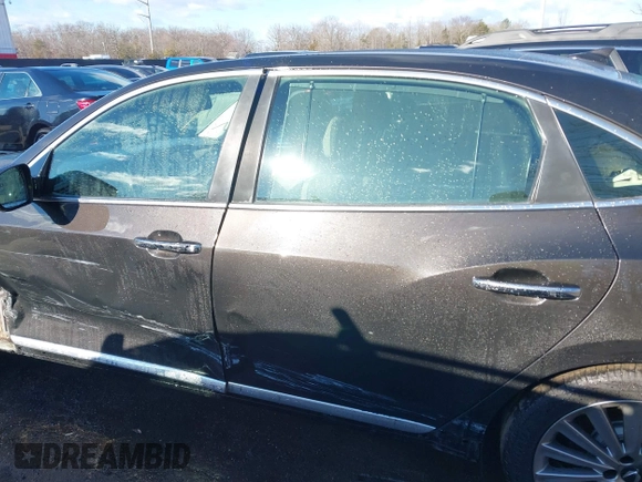 2015 Hyundai Equus Signature with VIN KMHGH4JHXFU095828, listed as a IAAI auction lot 41577881 with 173,663 mi miles and . Bid and sale history available at DreamBid. Image 15.