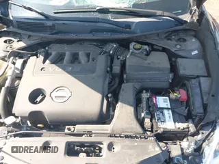 2013 Nissan Altima SL with VIN 1N4BL3AP3DC118910, listed as a IAAI auction lot 42610777 with 174,745 mi miles and . Bid and sale history available at DreamBid. Image 10.